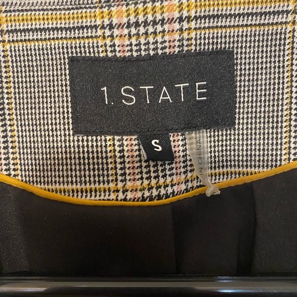 1. State Ruched-Sleeve Plaid Blazer - Picture 5 of 9